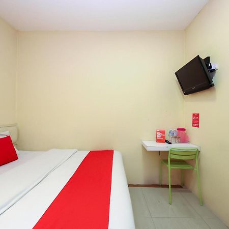 Oyo 479 The Green Hotel Ampang  Kültér fotó