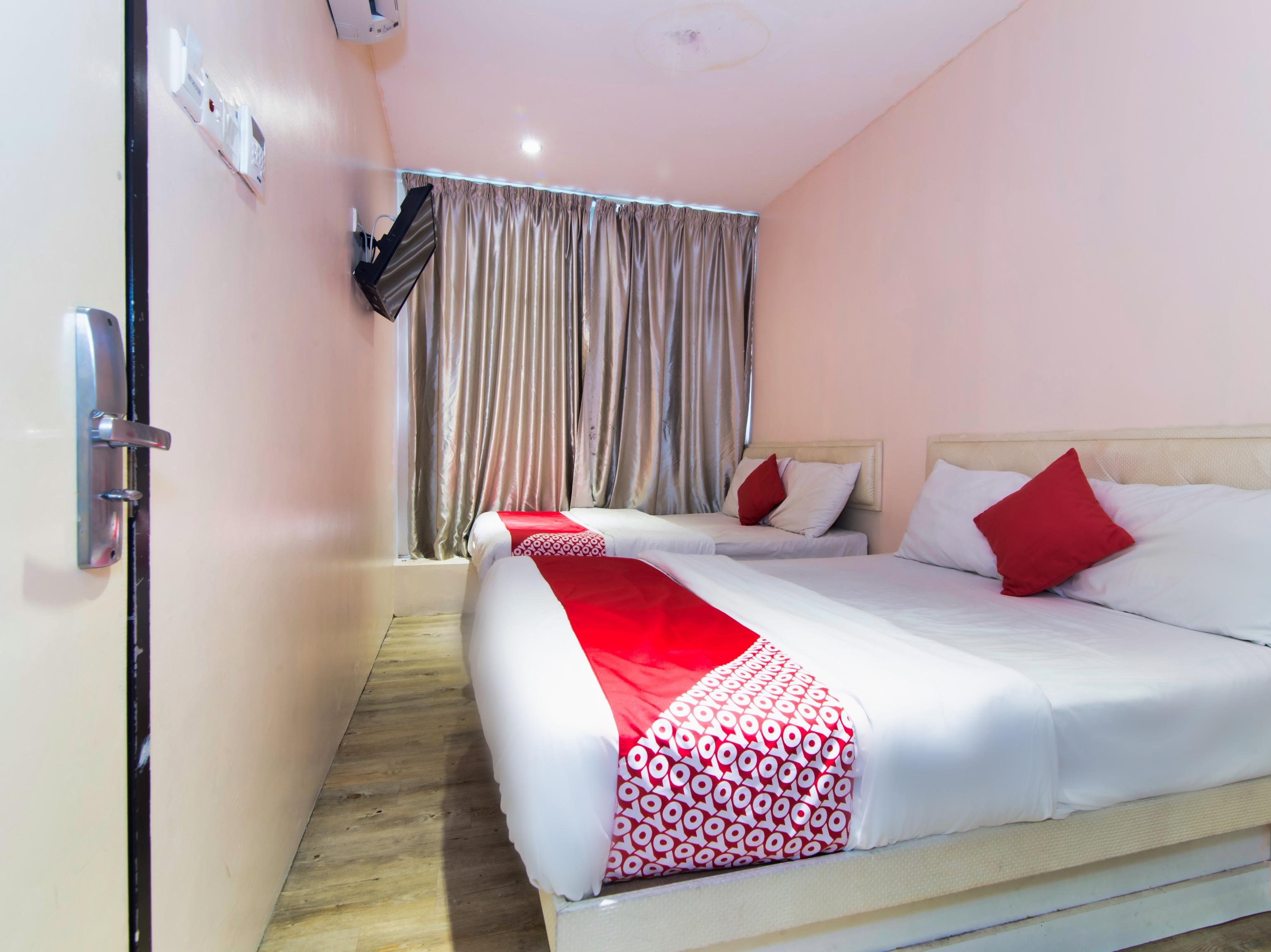 Oyo 479 The Green Hotel Ampang  Kültér fotó