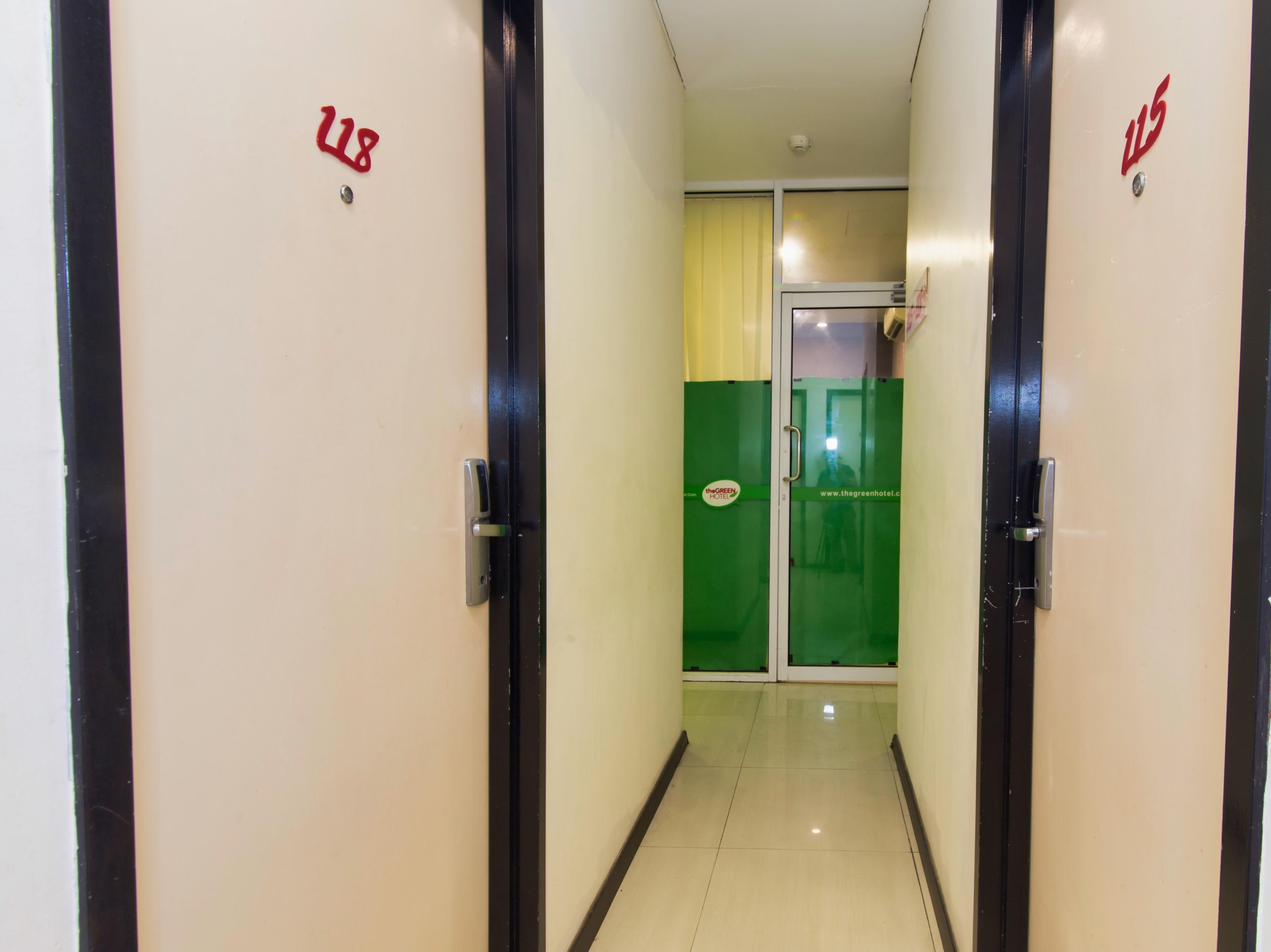 Oyo 479 The Green Hotel Ampang  Kültér fotó