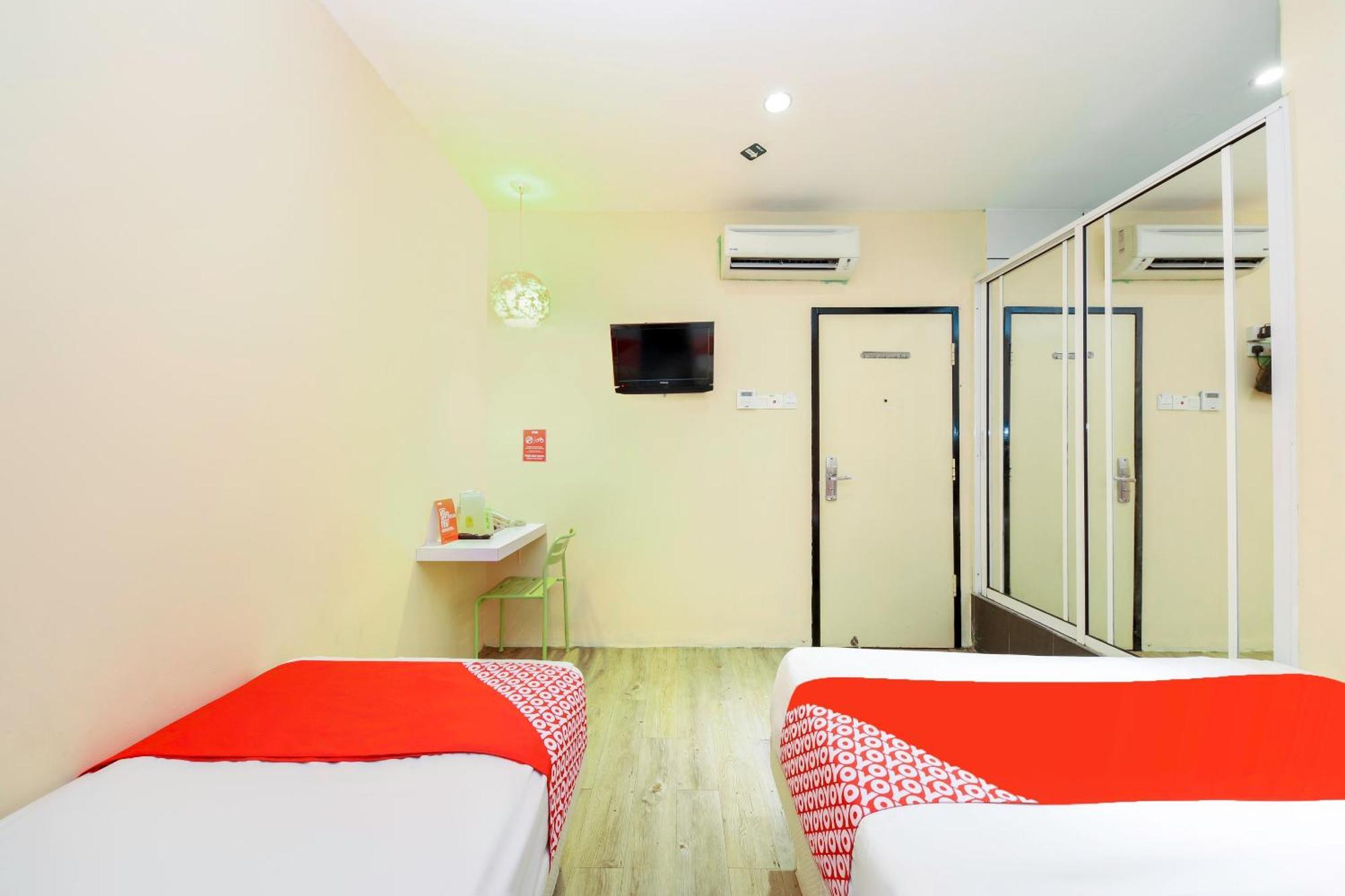 Oyo 479 The Green Hotel Ampang  Kültér fotó