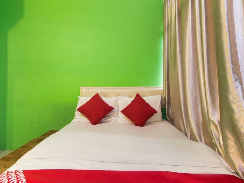 Oyo 479 The Green Hotel Ampang  Kültér fotó
